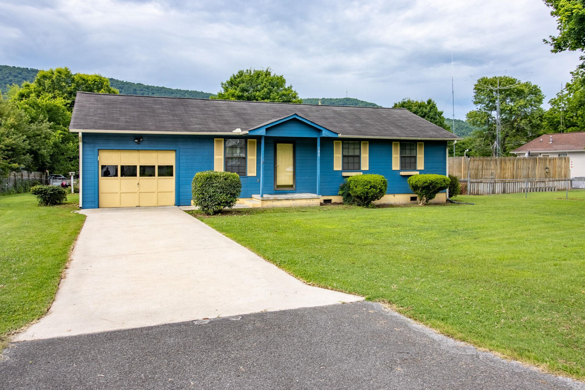 192 Cedar Point Lane South Pittsburg, TN 37380