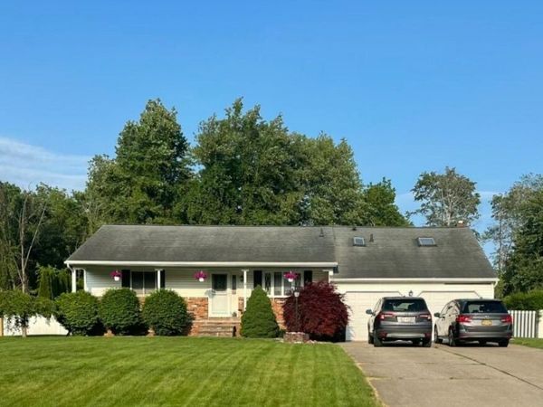 1016 Gates Drive, Schenectady, NY 12306