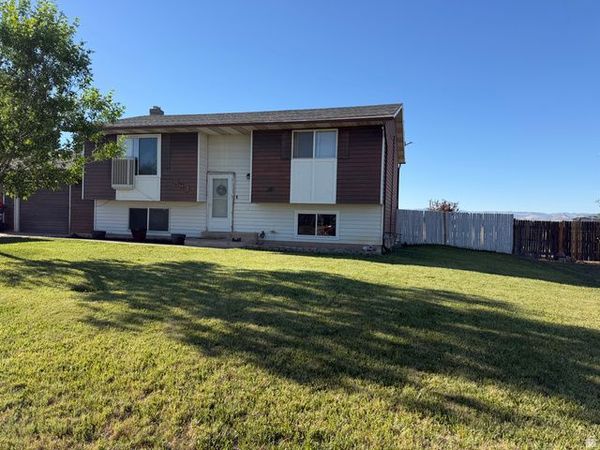 653 E 2850 S, Vernal, UT 84078