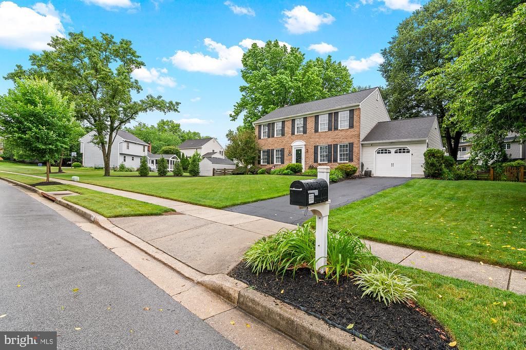 4704 Yorkshire Drive, Ellicott City, MD 21043 Main Photo