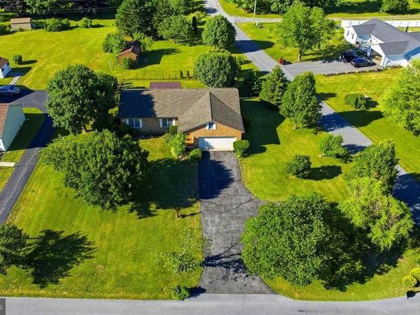 109 VENUS LANE, BUNKER HILL, WV 25413