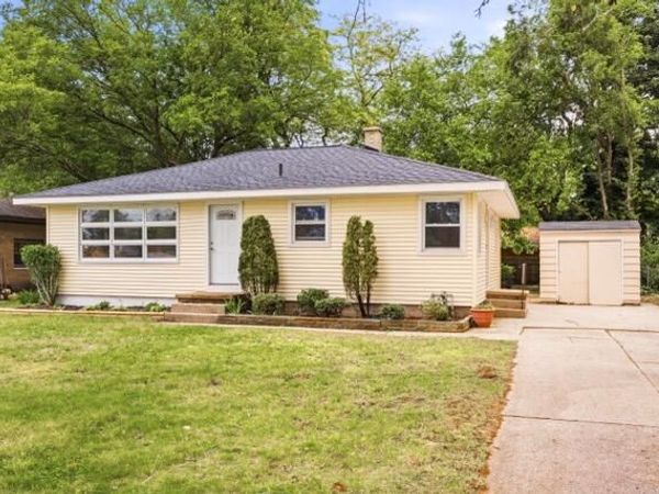 619 Fall Street, Spring Lake, MI 49456