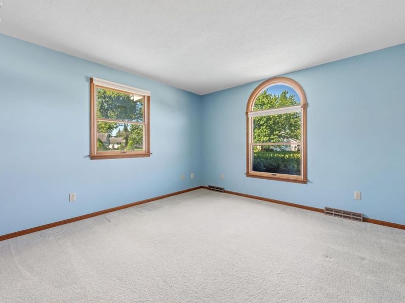 129 Wisteria Drive, Fremont, OH 43420 Photo 23