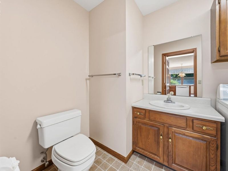 129 Wisteria Drive, Fremont, OH 43420 Photo 31