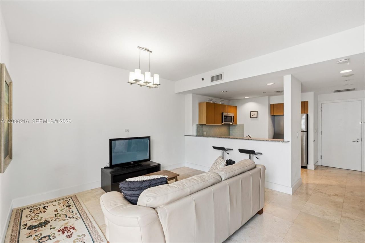 1050 Brickell Ave, Unit 2112, Miami, FL 33131 Photo