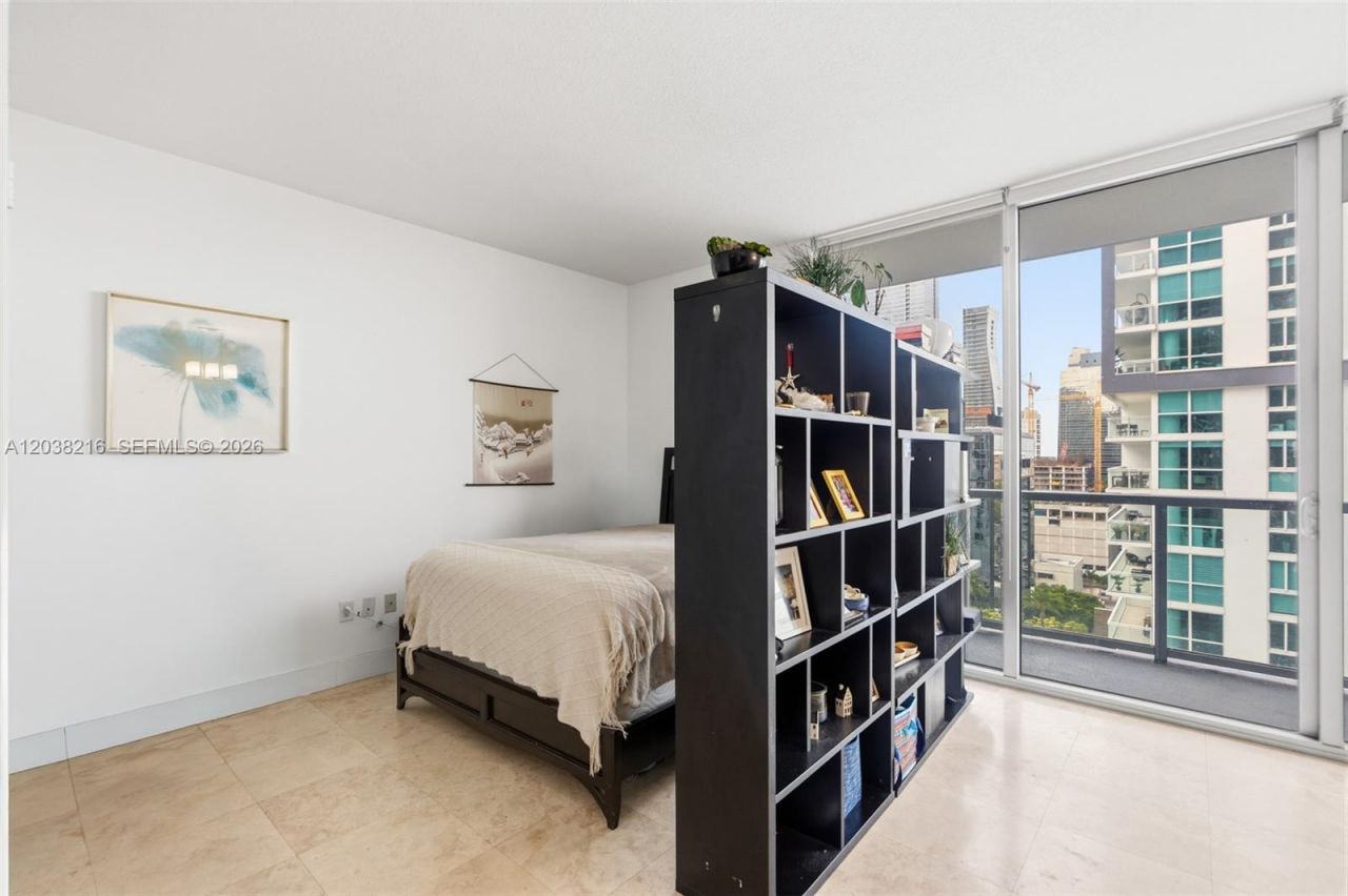 1050 Brickell Ave, Unit 2112, Miami, FL 33131 Photo