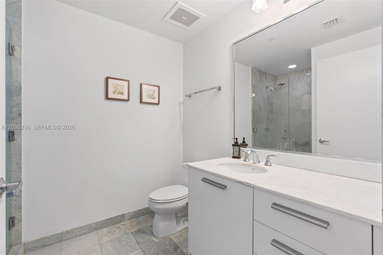 1050 Brickell Ave, Unit 2112, Miami, FL 33131 Photo