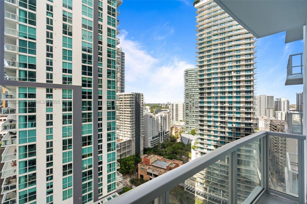 1050 Brickell Ave, Unit 2112, Miami, FL 33131 Photo