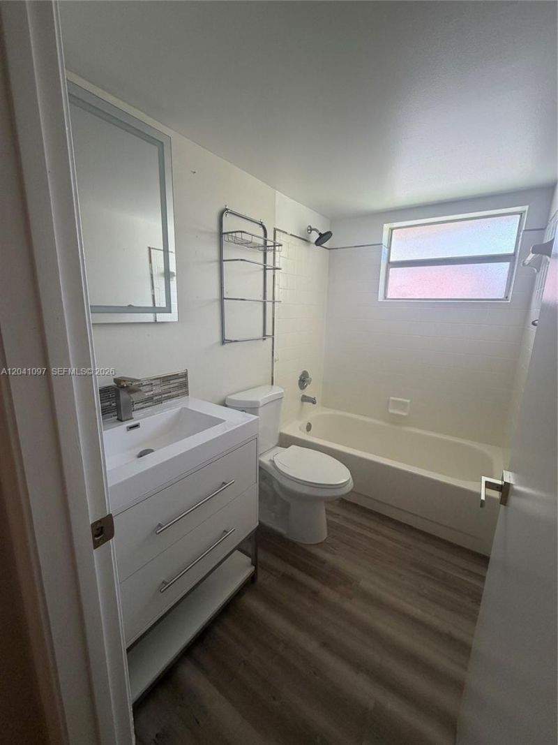 3031 Holiday Springs Blvd , Unit 205-7, Margate, FL 33063 Photo