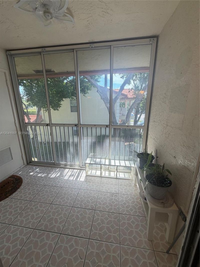 3031 Holiday Springs Blvd , Unit 205-7, Margate, FL 33063 Photo