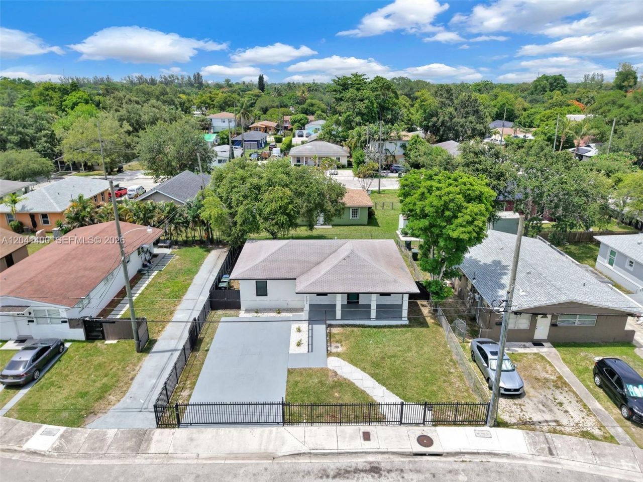 6039 SW 63rd Ter , South Miami, FL 33143 Photo