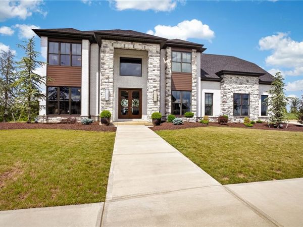 218 Loganbridge Drive, Venetia, PA 15367