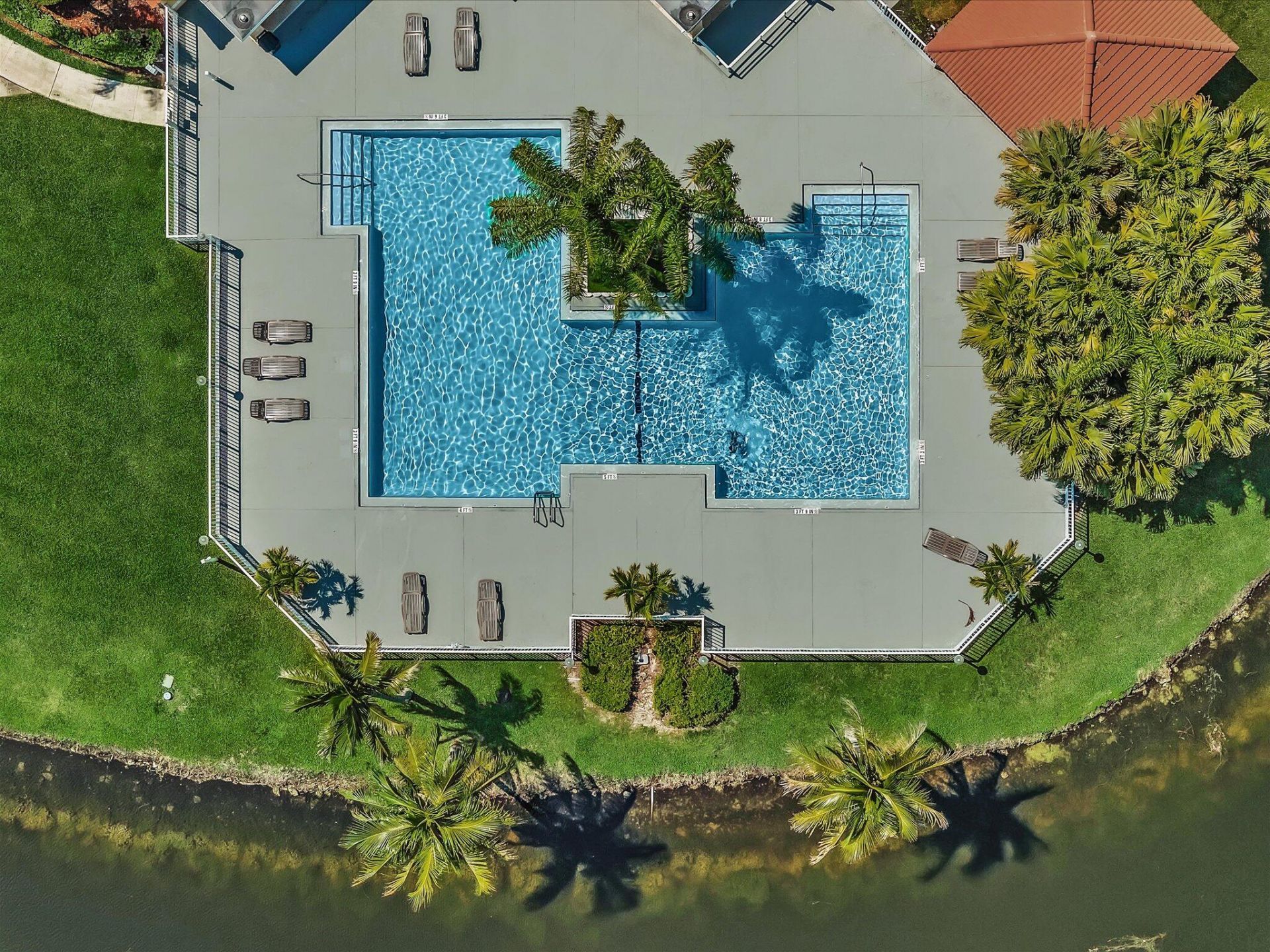731 Vista Isles Drive, Unit 1521, Sunrise, FL 33325 Photo