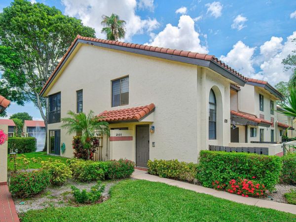 10223 N Circle Lake Drive, Unit 201, Boynton Beach, FL 33437
