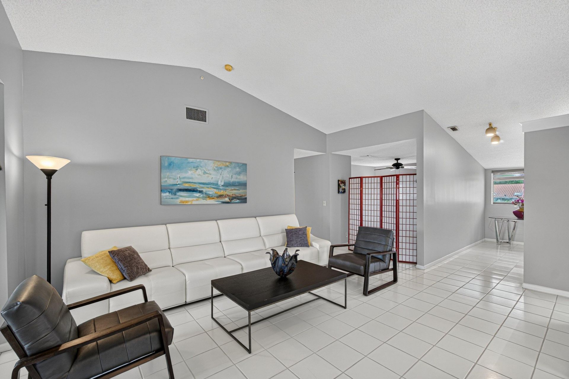 10223 N Circle Lake Drive, Unit 201, Boynton Beach, FL 33437 Photo