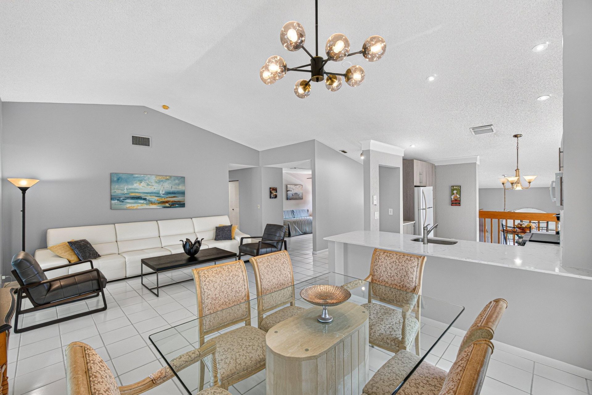 10223 N Circle Lake Drive, Unit 201, Boynton Beach, FL 33437 Photo