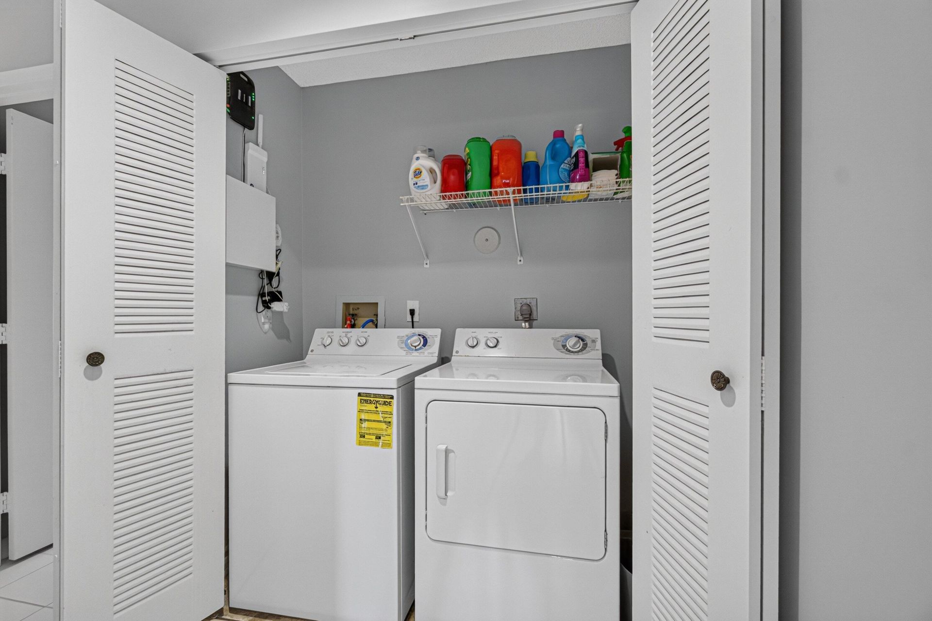 10223 N Circle Lake Drive, Unit 201, Boynton Beach, FL 33437 Photo