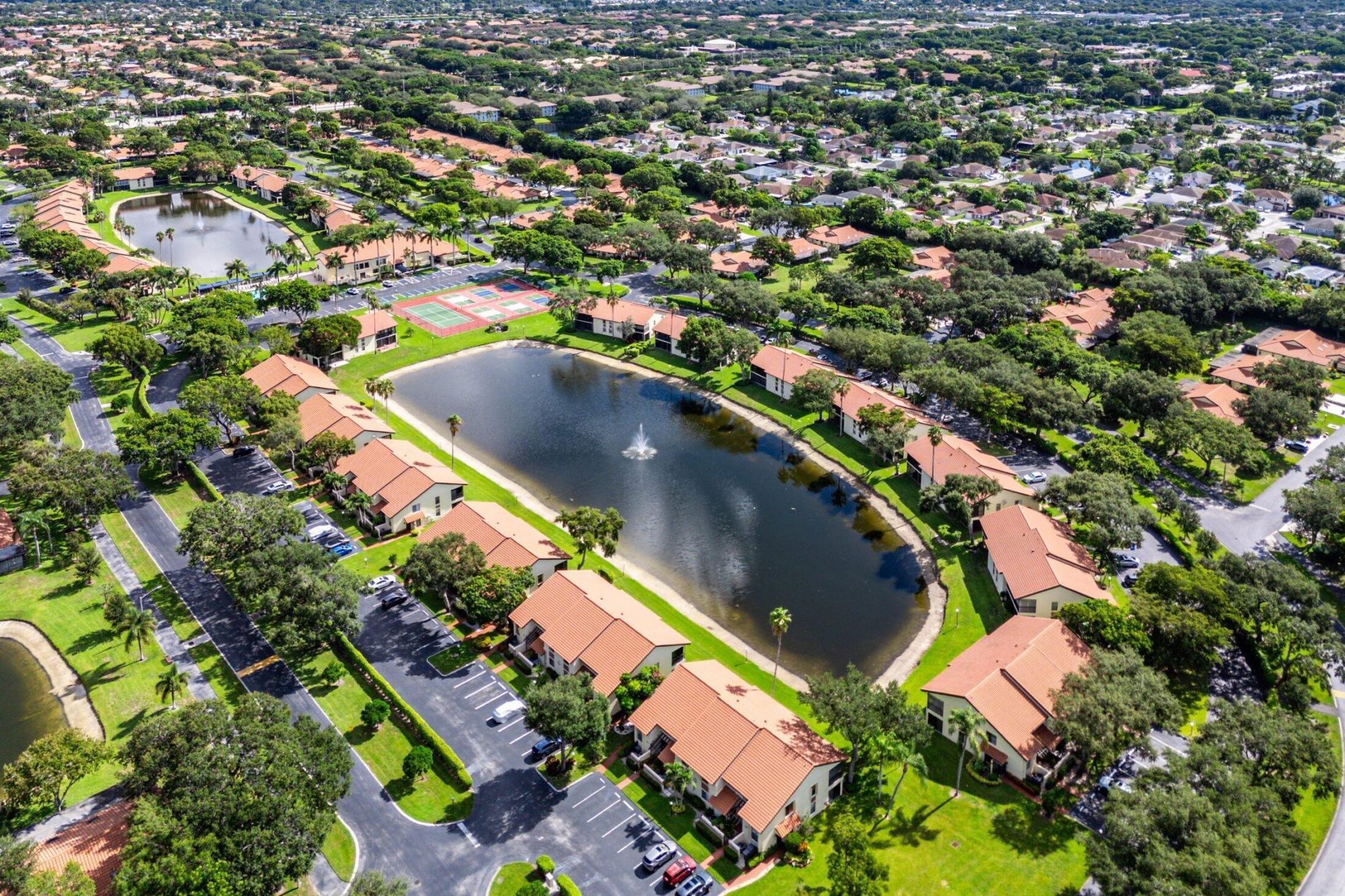 10223 N Circle Lake Drive, Unit 201, Boynton Beach, FL 33437 Photo