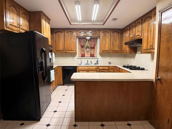 2806 Harpers Ferry Lane, Garland, TX 75043