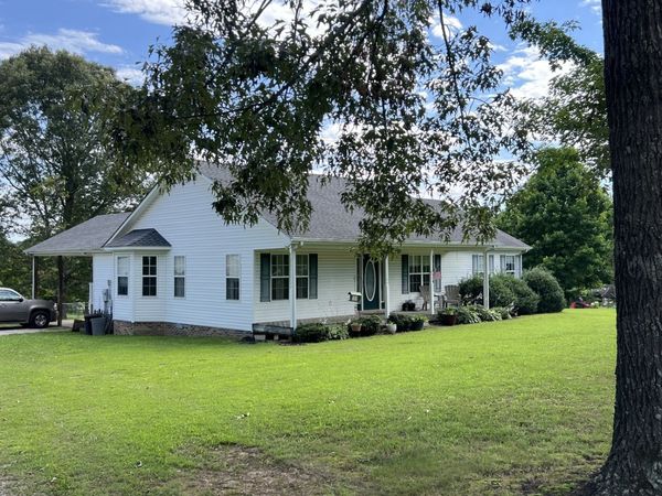 153 Commodore Cir , Summertown, TN 38483