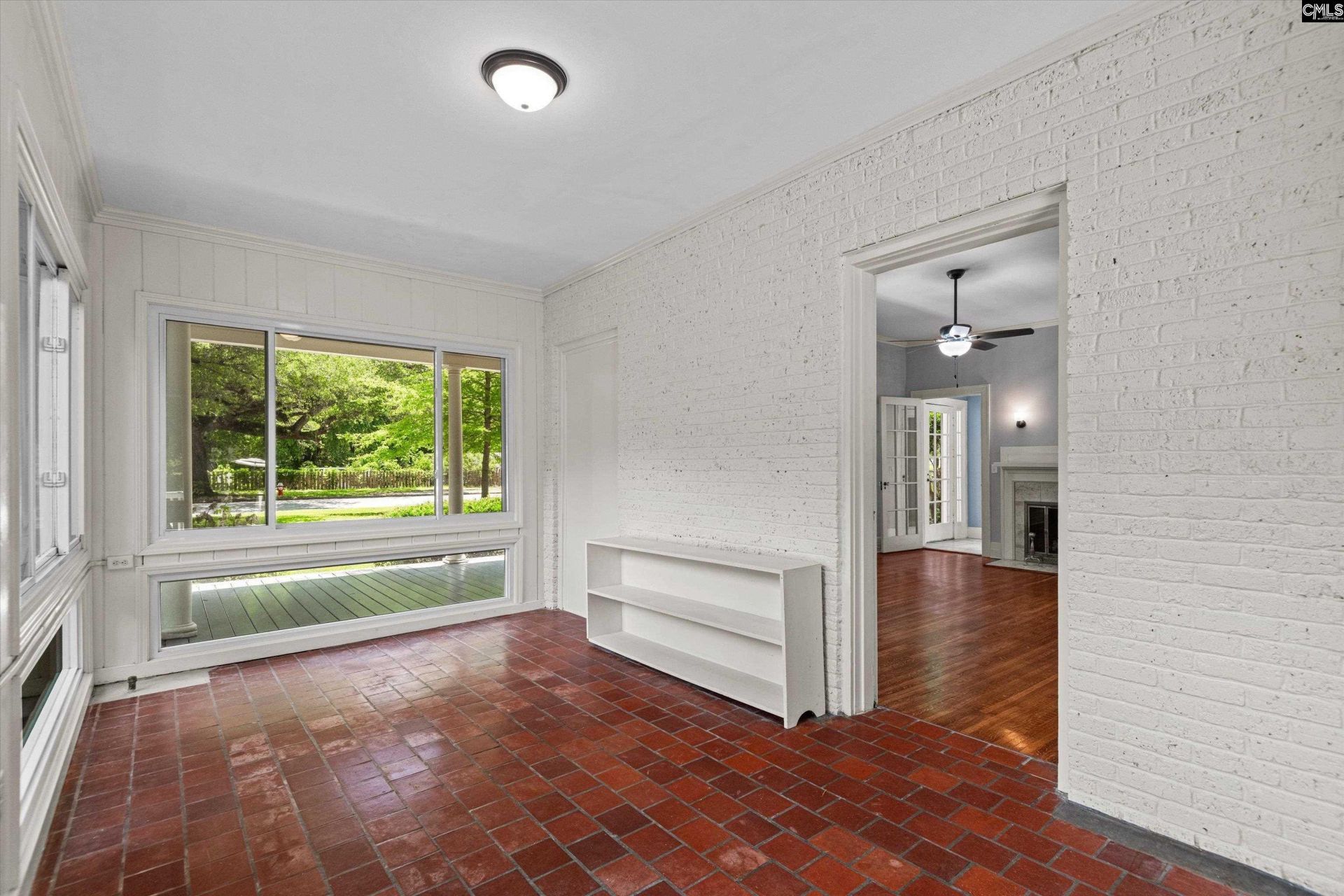 1403 Lyttleton Street  Photo 11