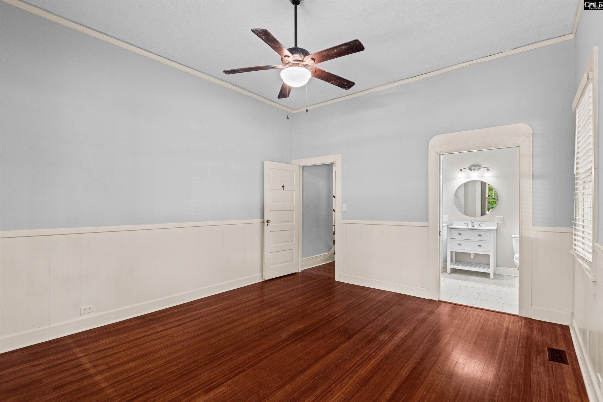 1403 Lyttleton Street  Photo 24