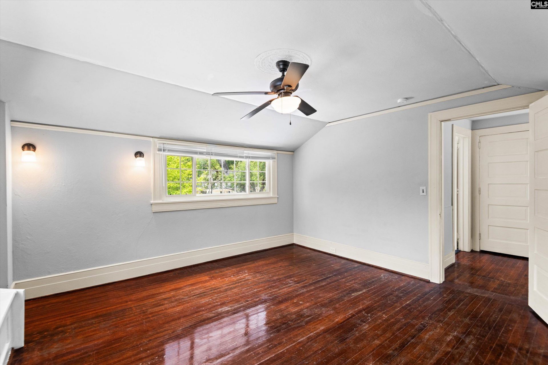 1403 Lyttleton Street  Photo 28