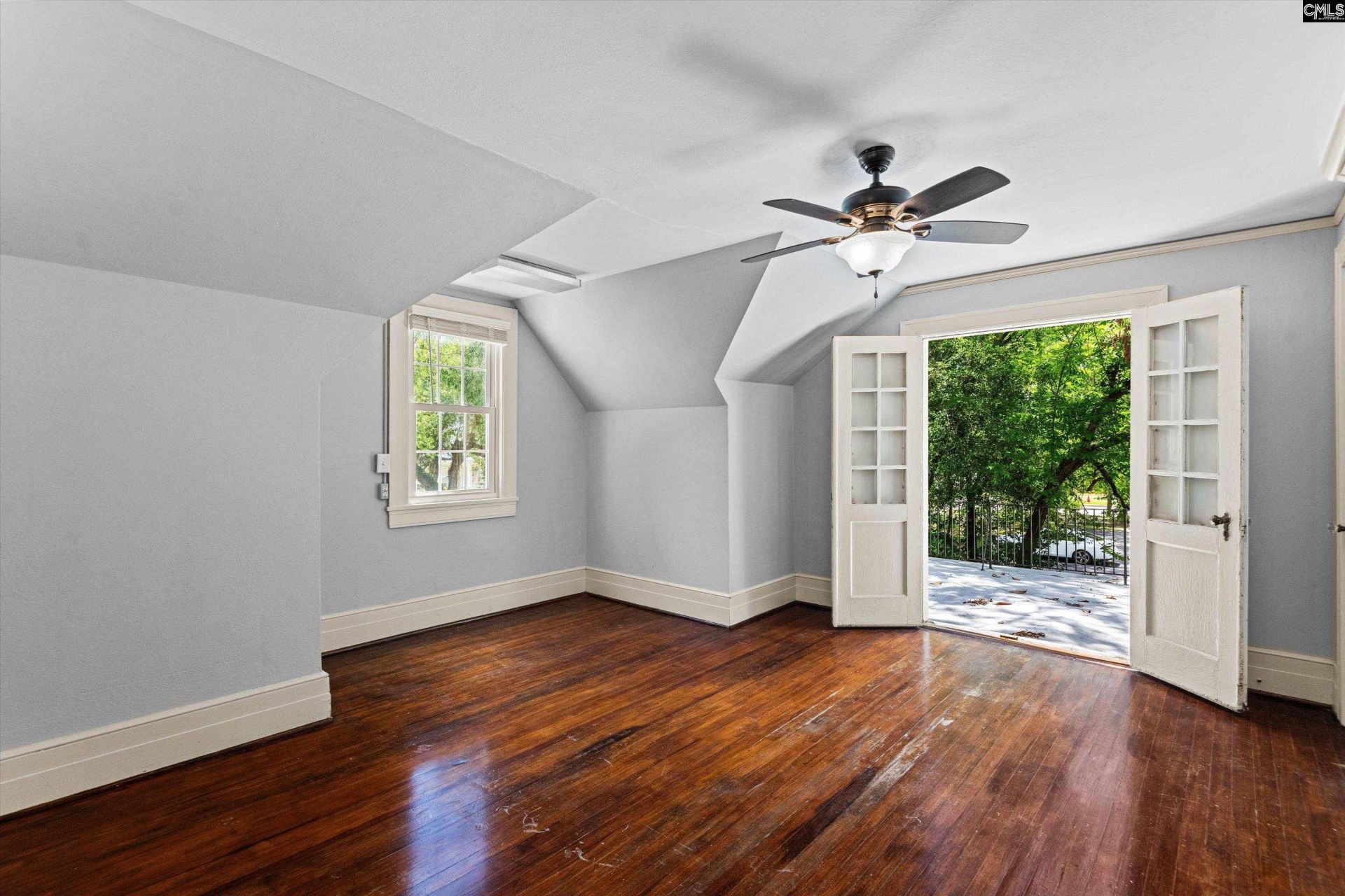 1403 Lyttleton Street  Photo 29