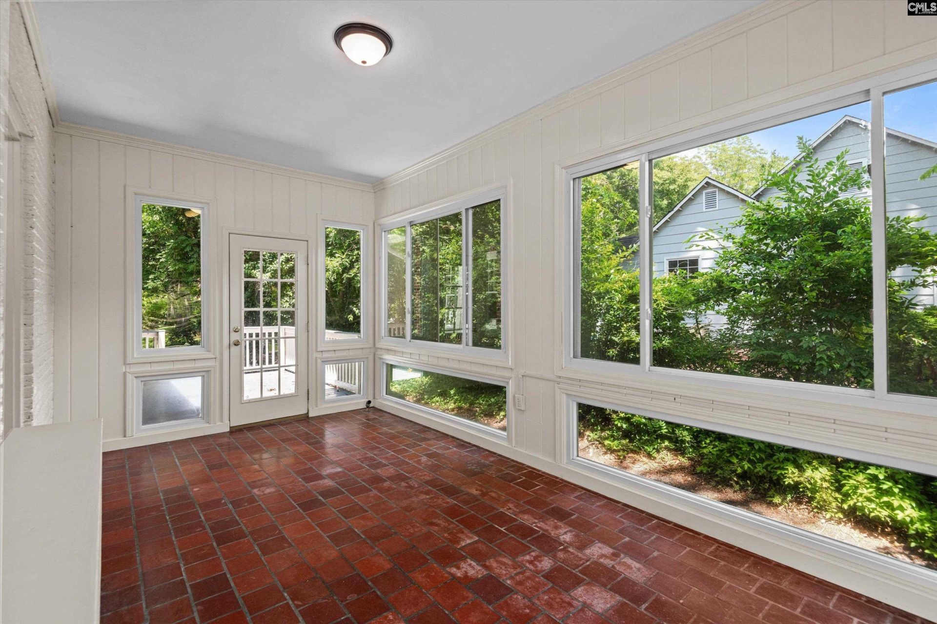 1403 Lyttleton Street  Photo 36