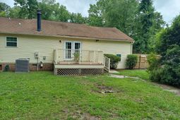 406 Willow Court photo 4