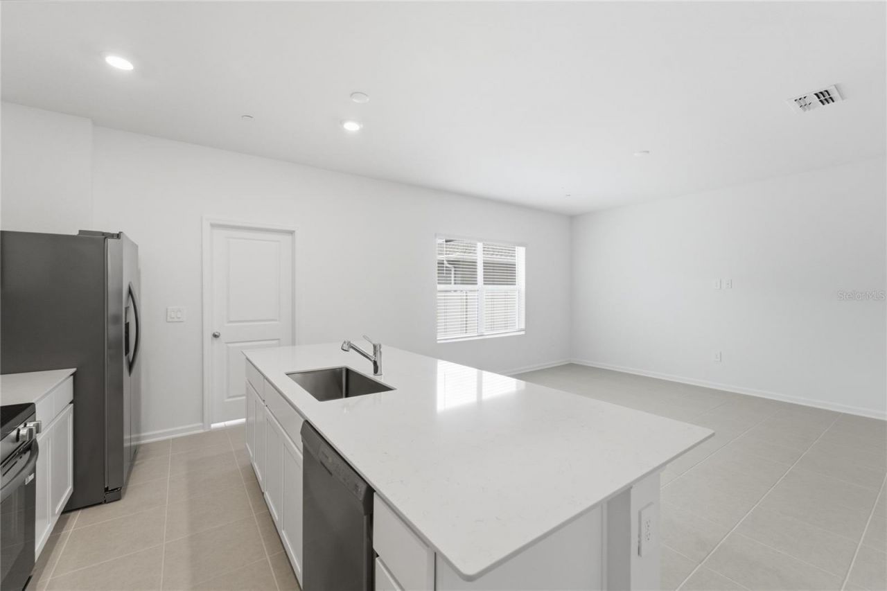 2160 Rider Rain Lane , Apopka, FL 32703 Photo