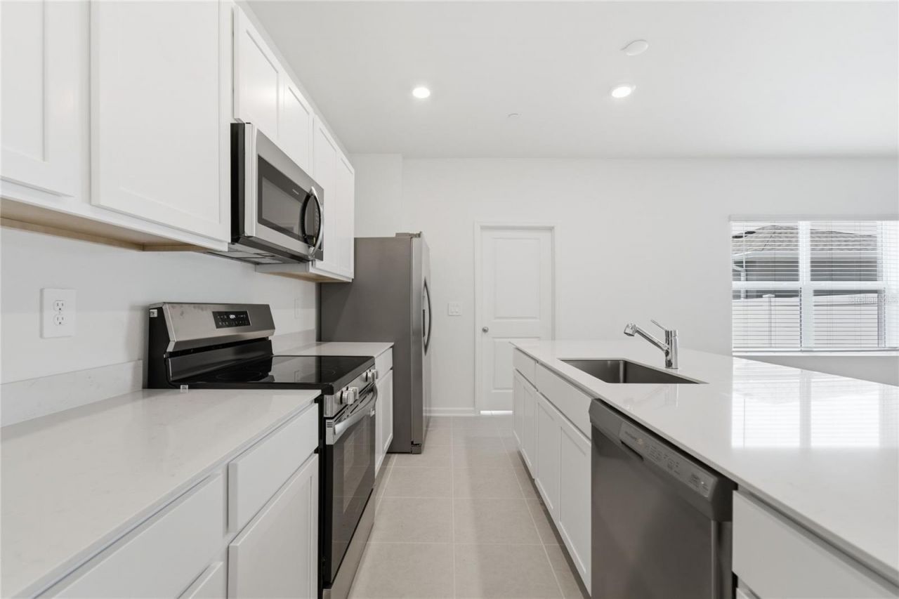 2160 Rider Rain Lane , Apopka, FL 32703 Photo