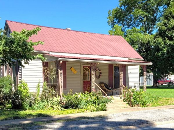 340 N CANAL Street, Cave In Rock, IL 62919
