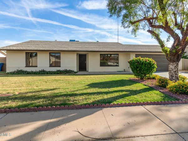 4717 E WILLOW Avenue, Phoenix, AZ 85032