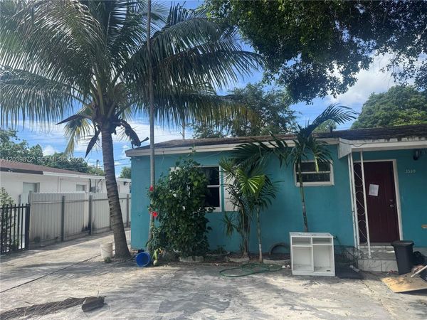 3320 NW 87th Ter , Miami, FL 33147