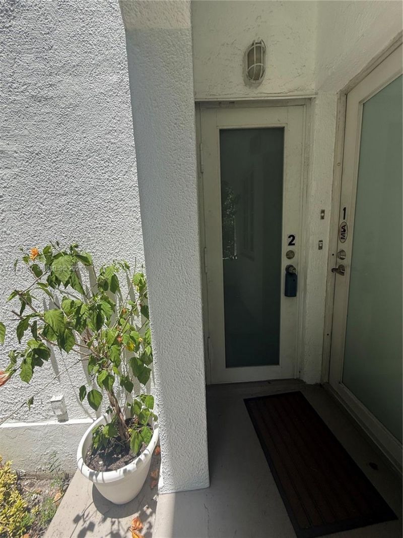 912 Euclid Ave , Miami Beach, FL 33139 Photo