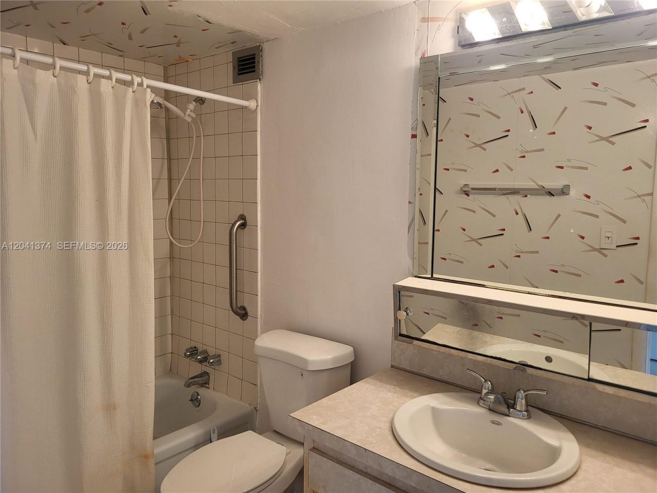 1410 S Ocean Dr, Unit 304, Hollywood, FL 33019 Photo