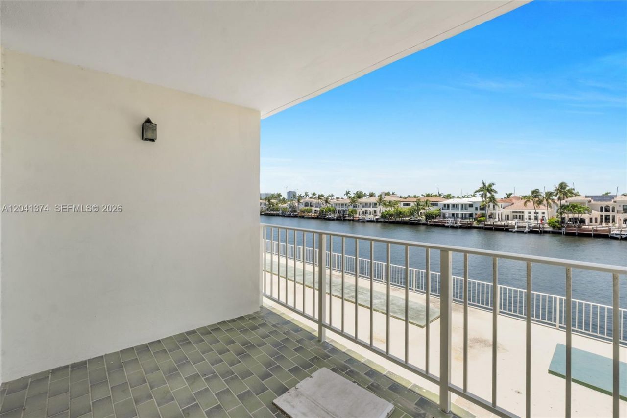 1410 S Ocean Dr, Unit 304, Hollywood, FL 33019 Photo