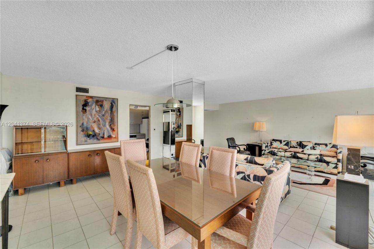 1410 S Ocean Dr, Unit 304, Hollywood, FL 33019 Photo