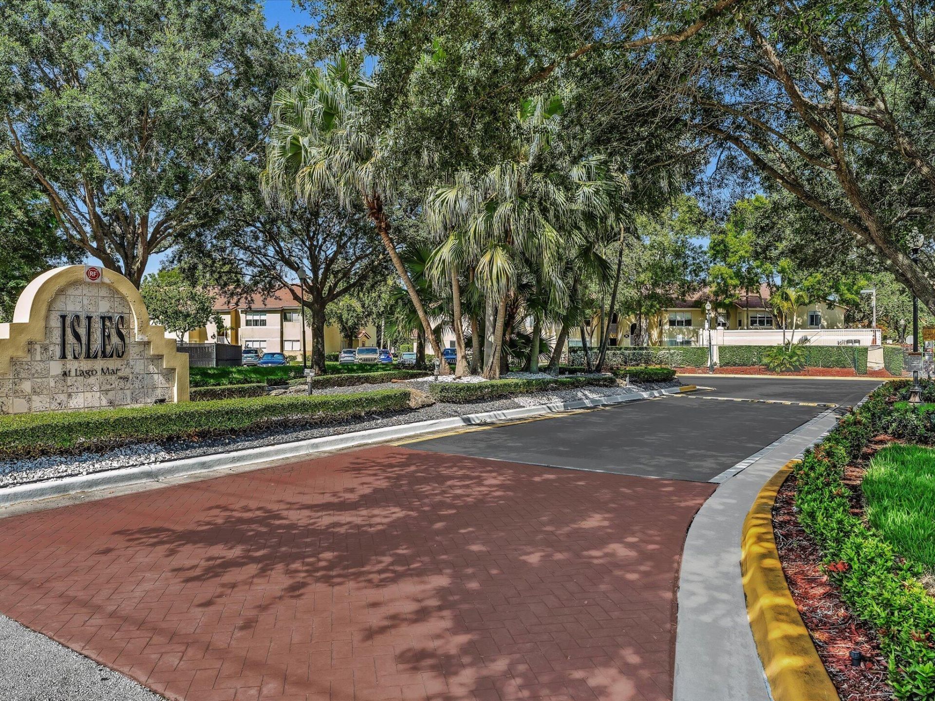 731 Vista Isles Drive, Unit 1521, Sunrise, FL 33325 Photo