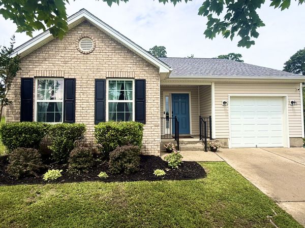 110 Dimaggio Dr, Springfield, TN 37172
