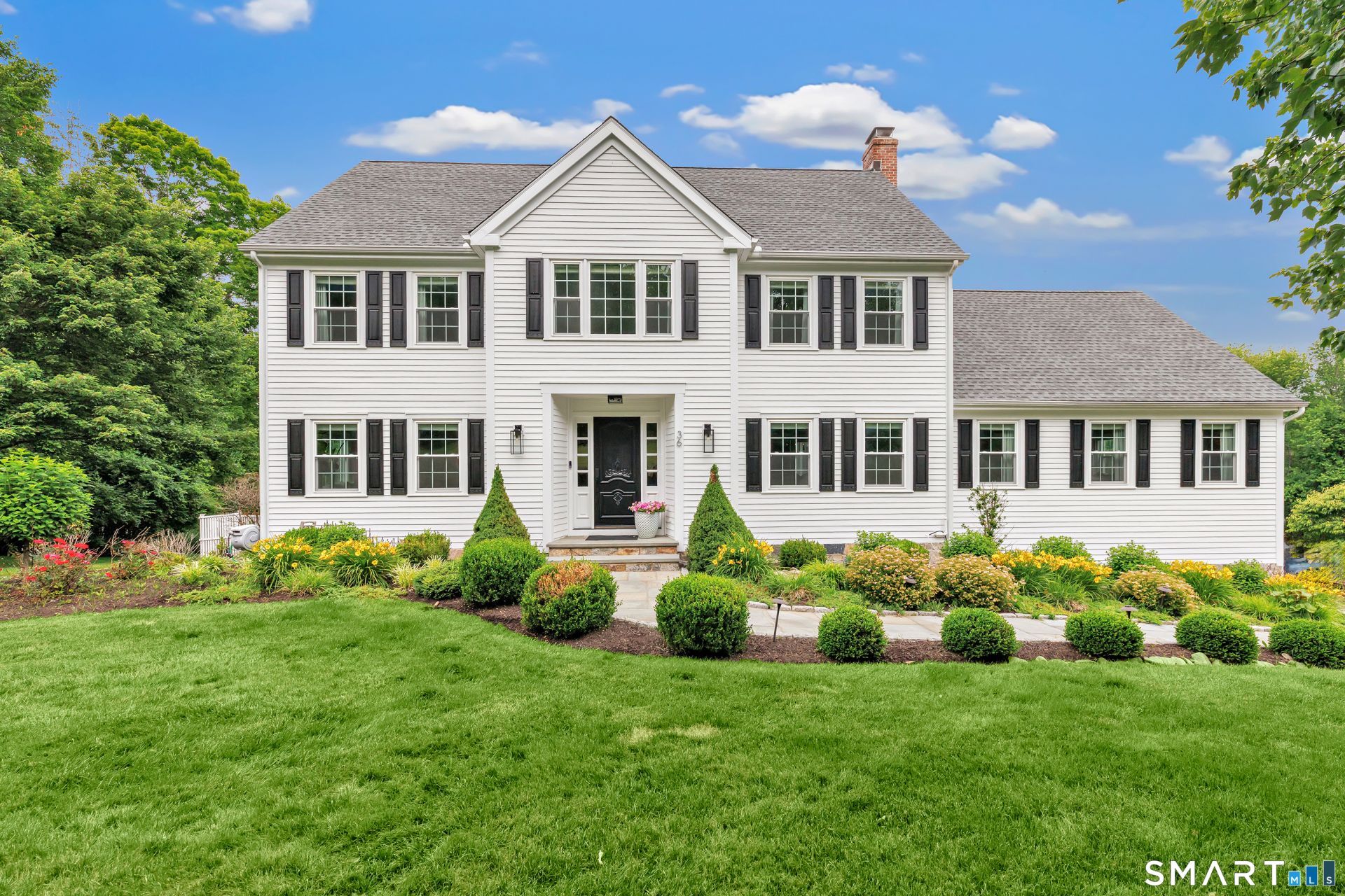 36 Oneill, Ridgefield, CT 06877 Main Photo