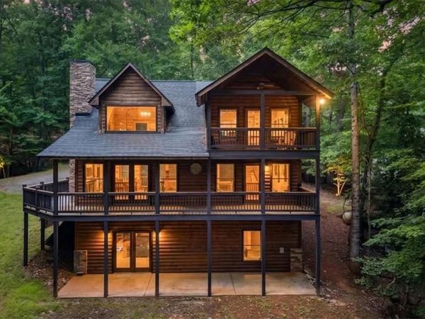 648 Stuart Mountain Road , Mineral Bluff, GA 30559