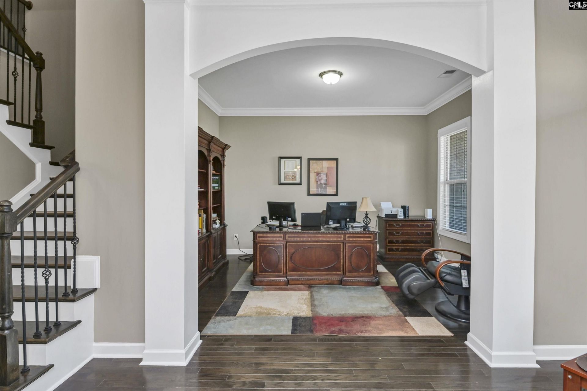 603 Riverdale Court  Photo 5
