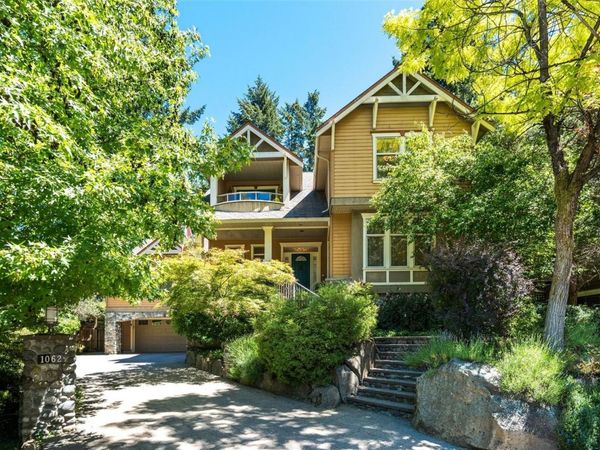 1062 RIVER Rd , Highlands, BC V9B 6K2