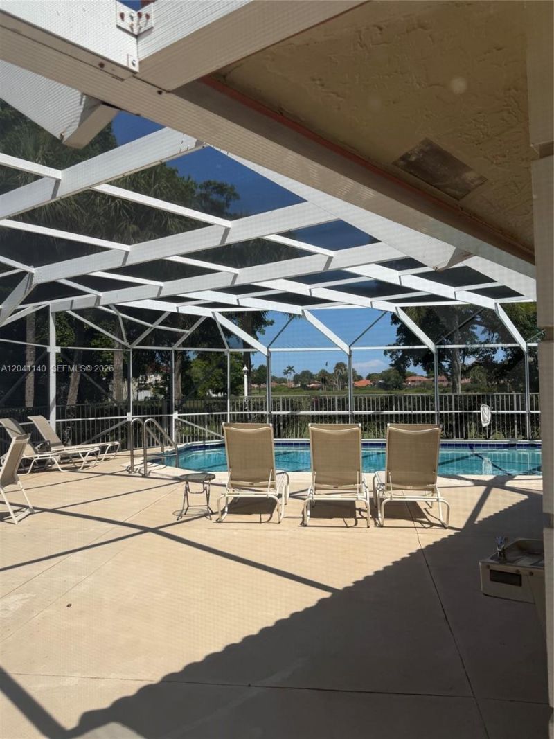 3031 Holiday Springs Blvd, Unit 205-7, Margate, FL 33063 Photo
