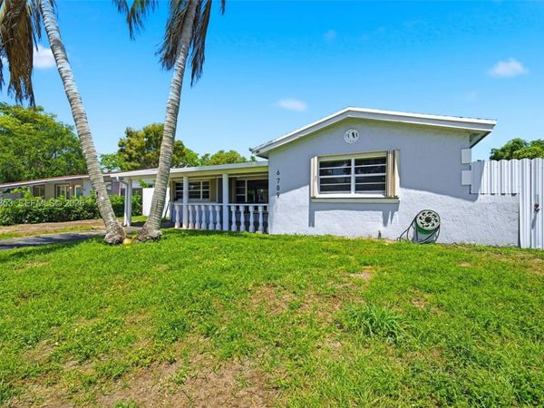 6789 SW 27th Ct , Miramar, FL 33023
