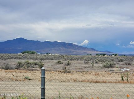 5260 Pioneer Drive, Winnemucca, NV 89445 Photo