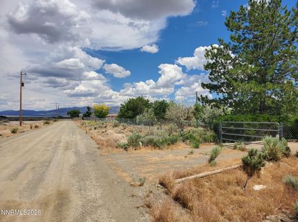 5260 Pioneer Drive, Winnemucca, NV 89445 Photo