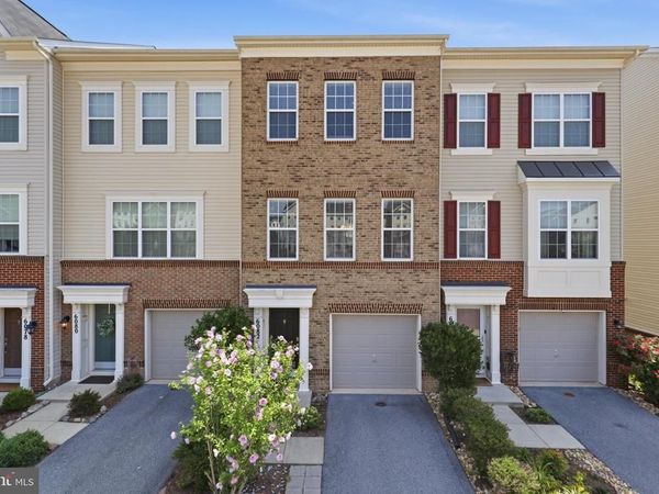 6082 FORUM SQUARE, FREDERICK, MD 21703
